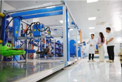 重磅發布!《強國工廠》探訪林氏木業,打造你想要的家